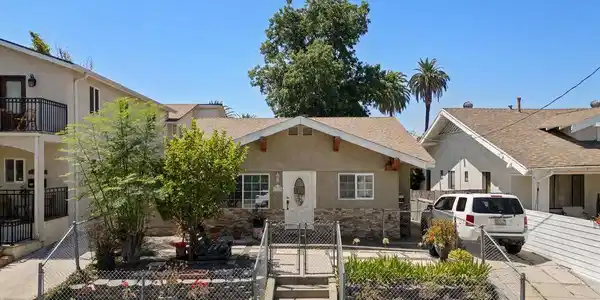 1215 Sanborn Avenue
