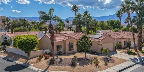36719 Avenida Del Sol