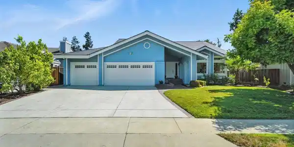 5942 Porto Alegre Drive