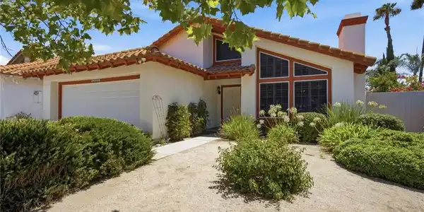 40050 Calle Yorba Vista