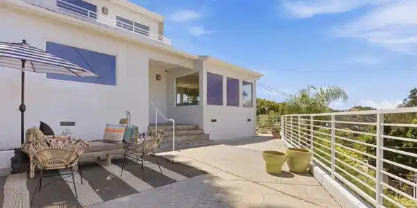 11776 Laurelcrest Drive