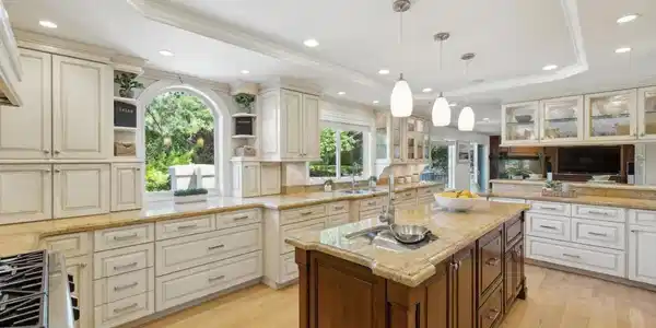 135 Dean Rd