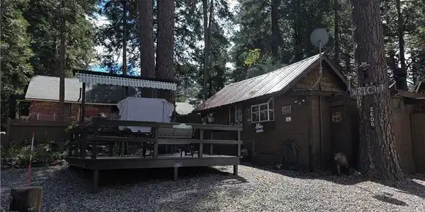 2606 Whispering Pines Way