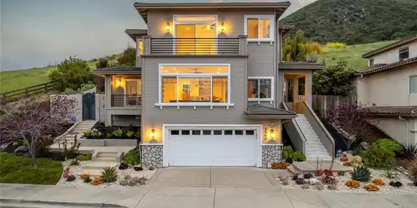 4566 Spanish Oaks Drive