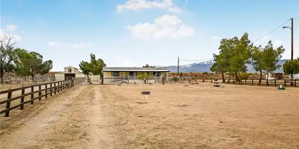 5981 La Mesa Road