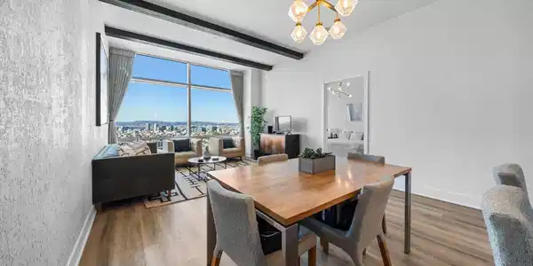 900 W Olympic Boulevard