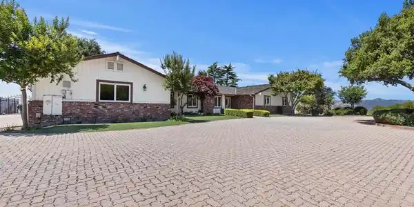 70 Sherburne Hills Road