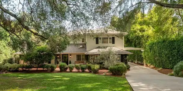 2060 E Altadena Drive