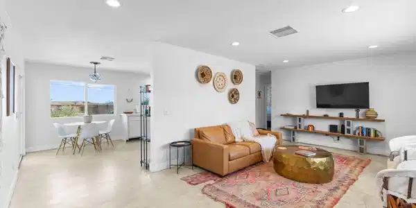 4789 Avenida Del Sol