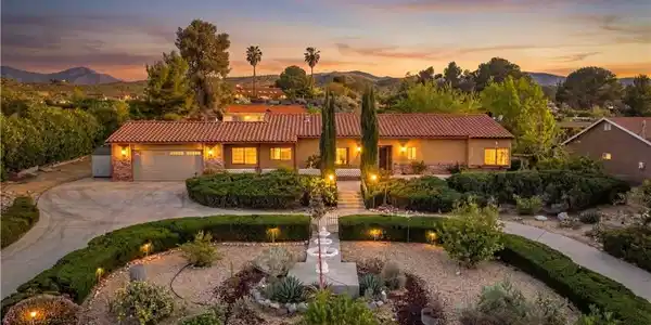 31817 Saint Anne Drive