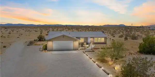 61375 Leslie Lane