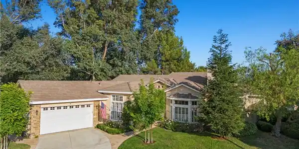 23802 Lanesboro Place