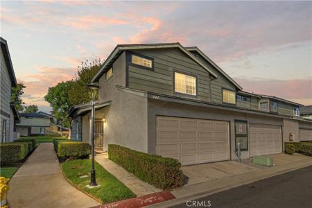 842 Carlton Privado