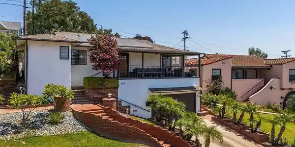 500 Woodbury Road