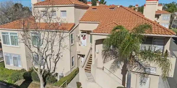 3195 Altura Court
