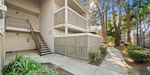 1309 W Mission Boulevard