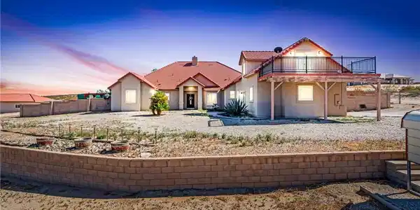 16092 Knoll Drive