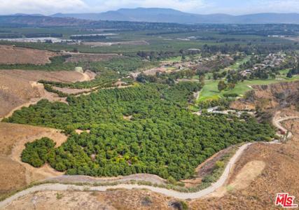 3947 Clubhouse Drive