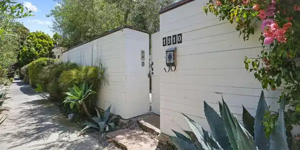 1210 Cabrillo Avenue