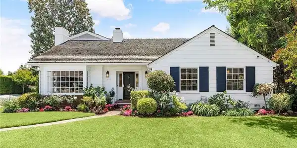2850 Canterbury Road