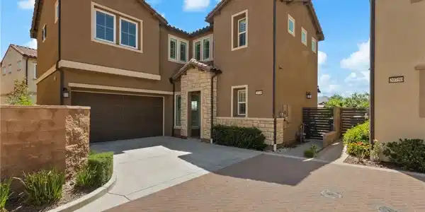 20748 Beech Circle