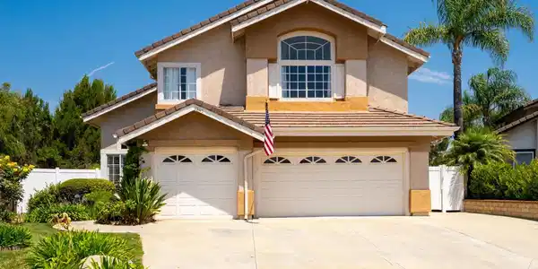 1365 La Culebra Circle