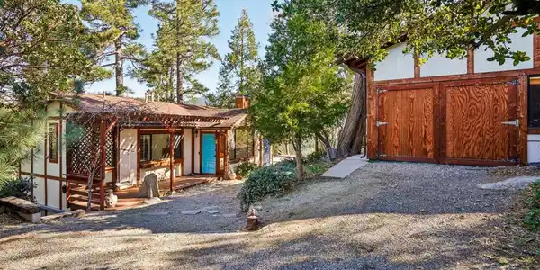 52440 Double View Drive