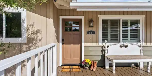 141 E Loop Drive