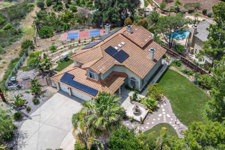 457 Silver Shadow Dr