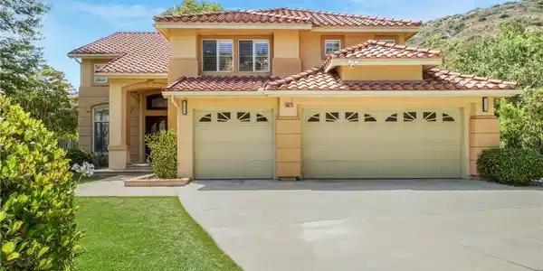 24673 Overland Drive