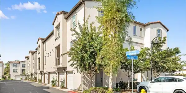 1118 Calle Montana