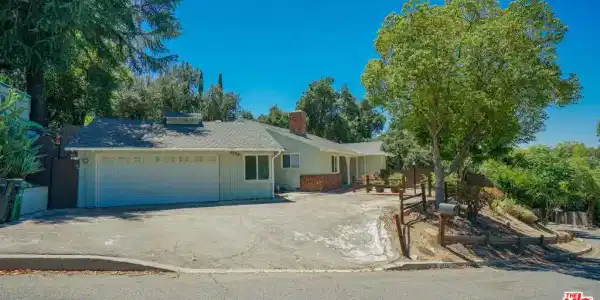 9790 Shadow Island Drive