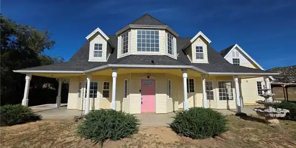 49350 Squaw Peak Court