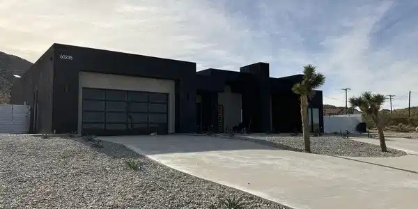 60235 Pueblo Trail