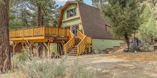 1320 Linden Drive
