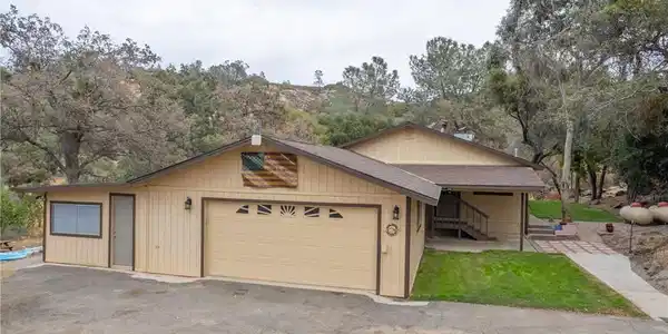 35883 Douglas Road N