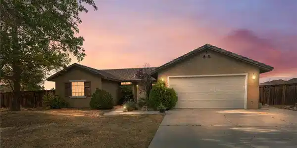 22404 Broken Lance Court