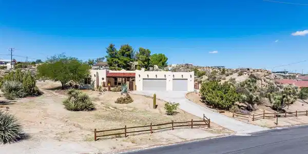 56948 Plaza Del Amigo