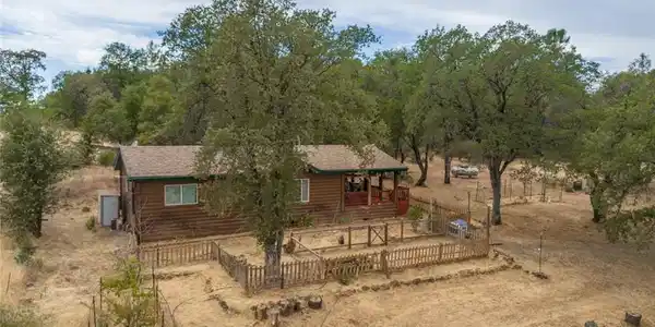 27 Dancing Wind Drive