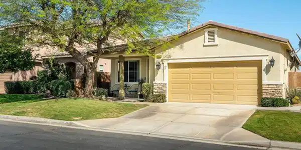 48692 Anastacia Court