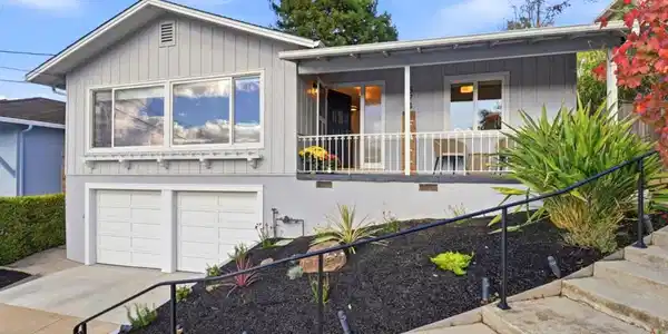 574 Wellington Drive
