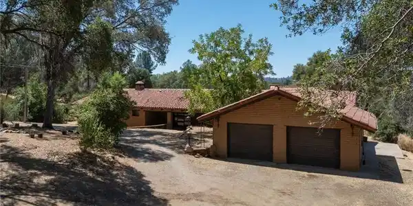3981 Snow Creek Road