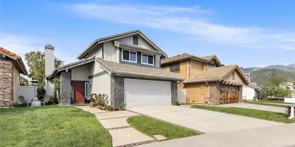 28761 Vista Saddleback