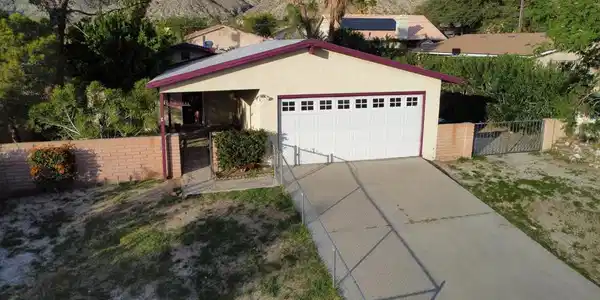 66124 Avenida Ladera