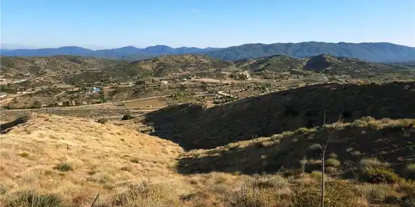 21 Summit Valley Road