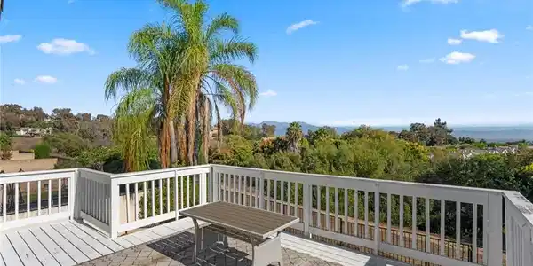 3150 Oakcrest