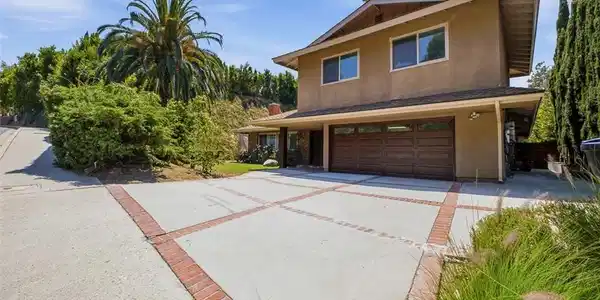 1900 Sherer Lane