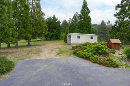 5676 Pautzke Court
