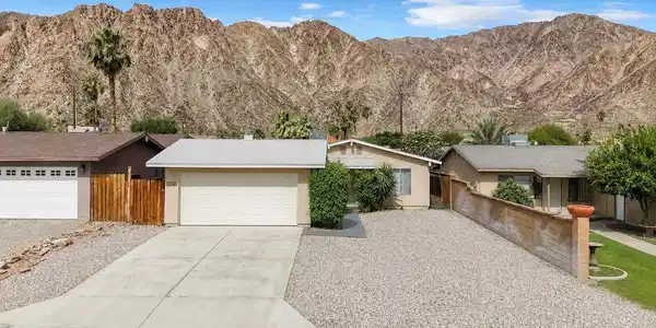 51675 Avenida Rubio
