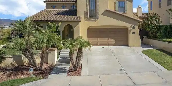 1905 Crossroads Street